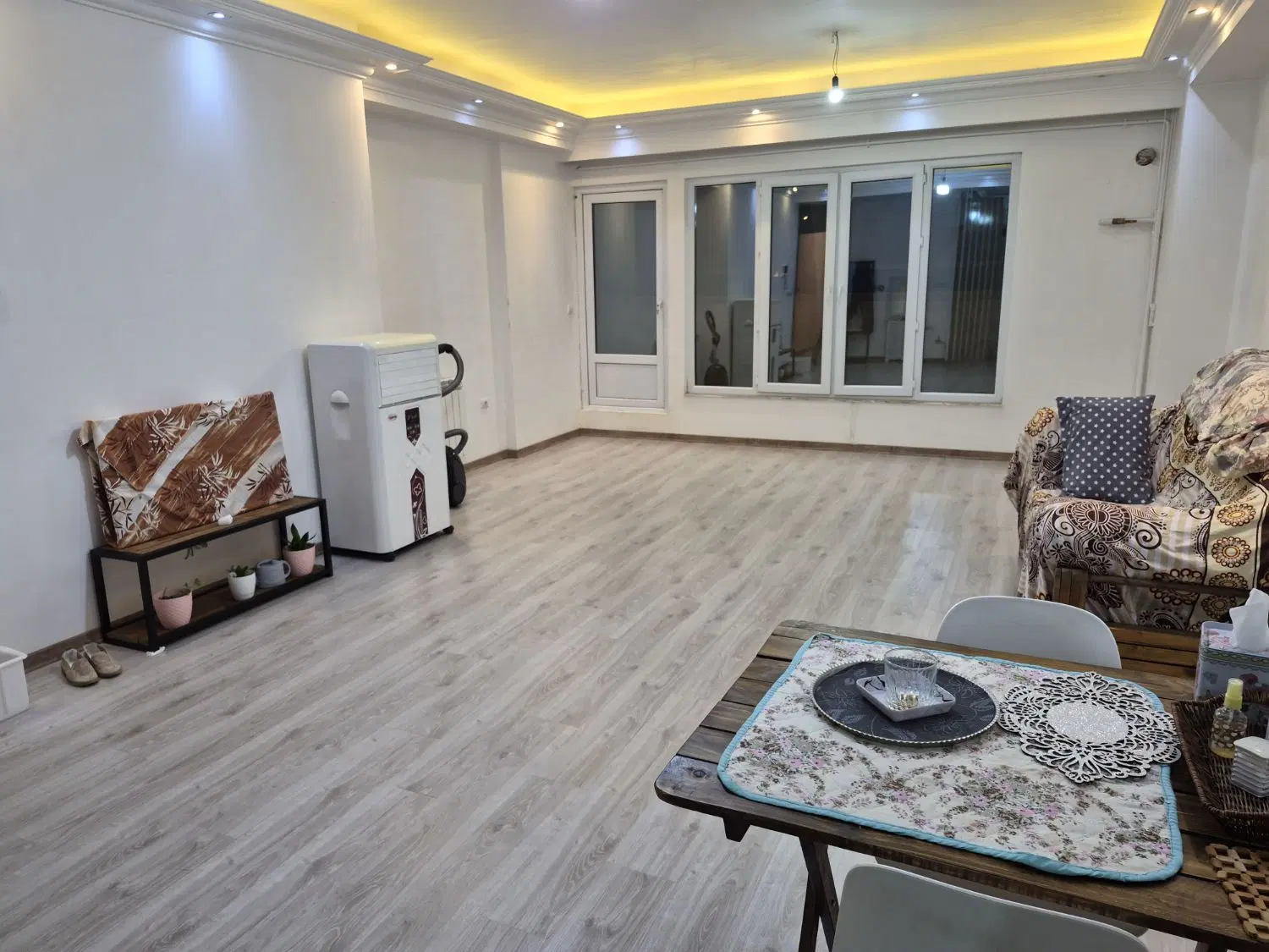 اجاره واحد لوکس ۸۰ متر منظریه