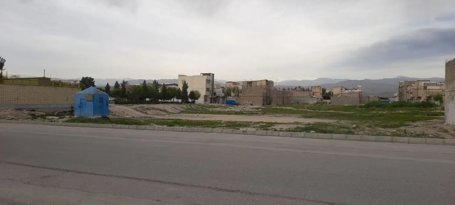 زمین مسکونی