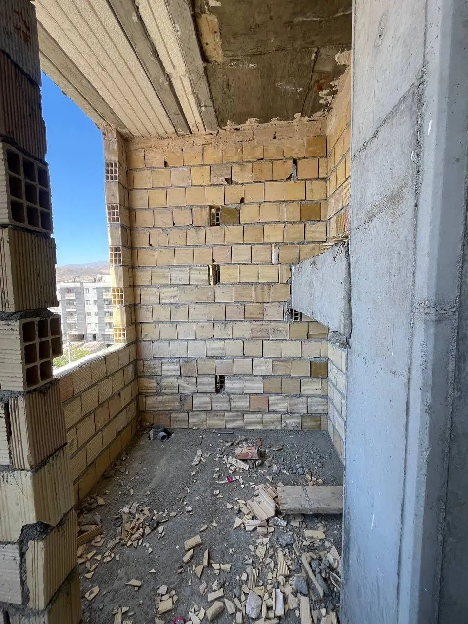 آپارتمان ۱۱۰ متری
