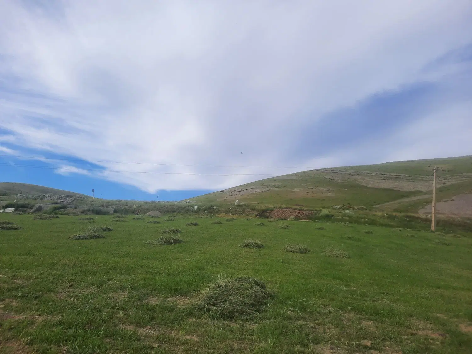 زمین کشاورزی با چاه آب ثبتی