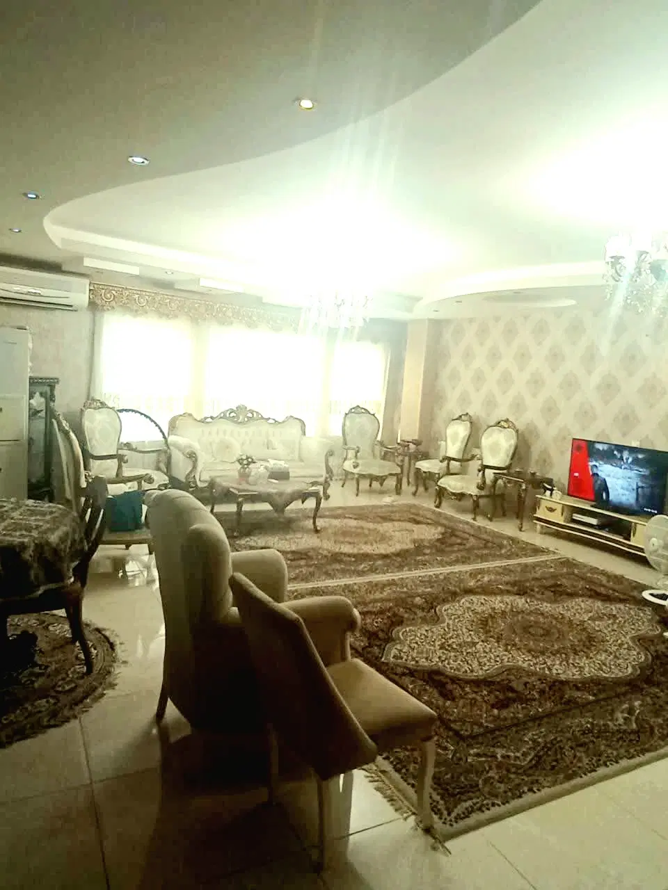 آپارتمان ۱۱۳ متری شخصی ساز مطهری بالا