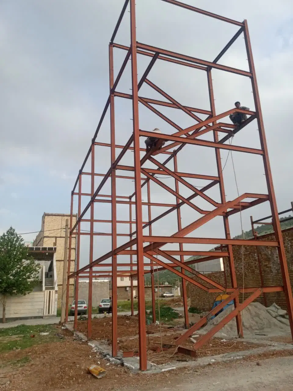 ساختمان قلعه سنگی