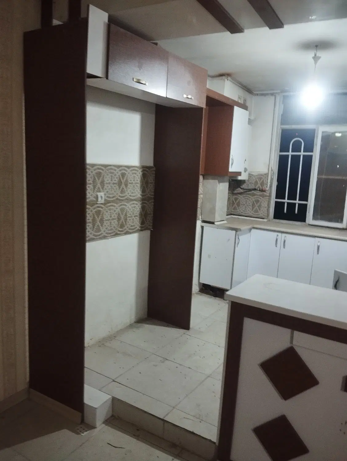 خانه طبقه دوم با پشت بام اختصاصی