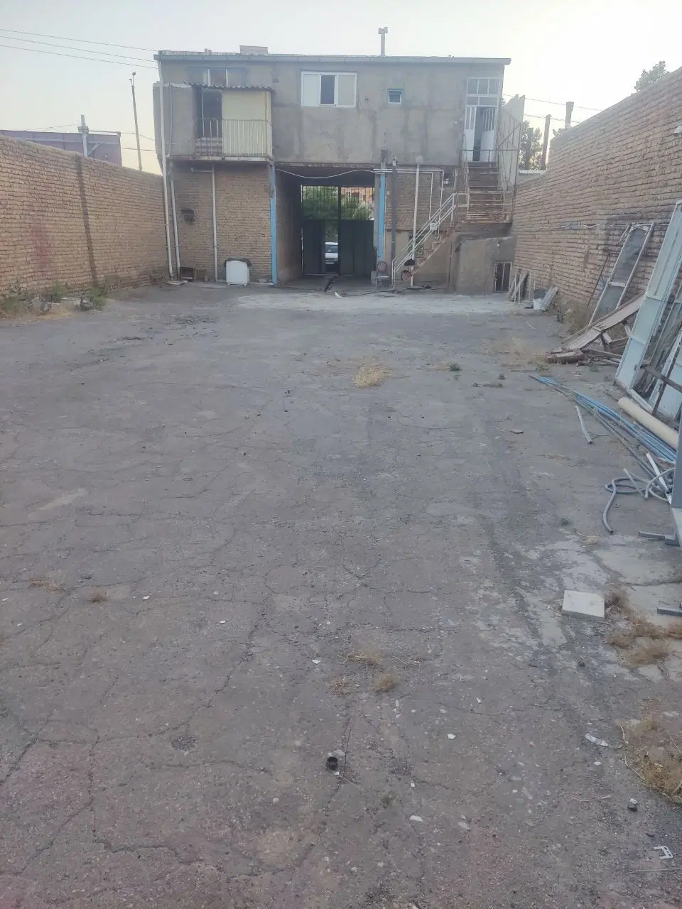 گاراژ۶۰۰متر میدان علیمرادیان۲باب مغازه_املاک پرهام