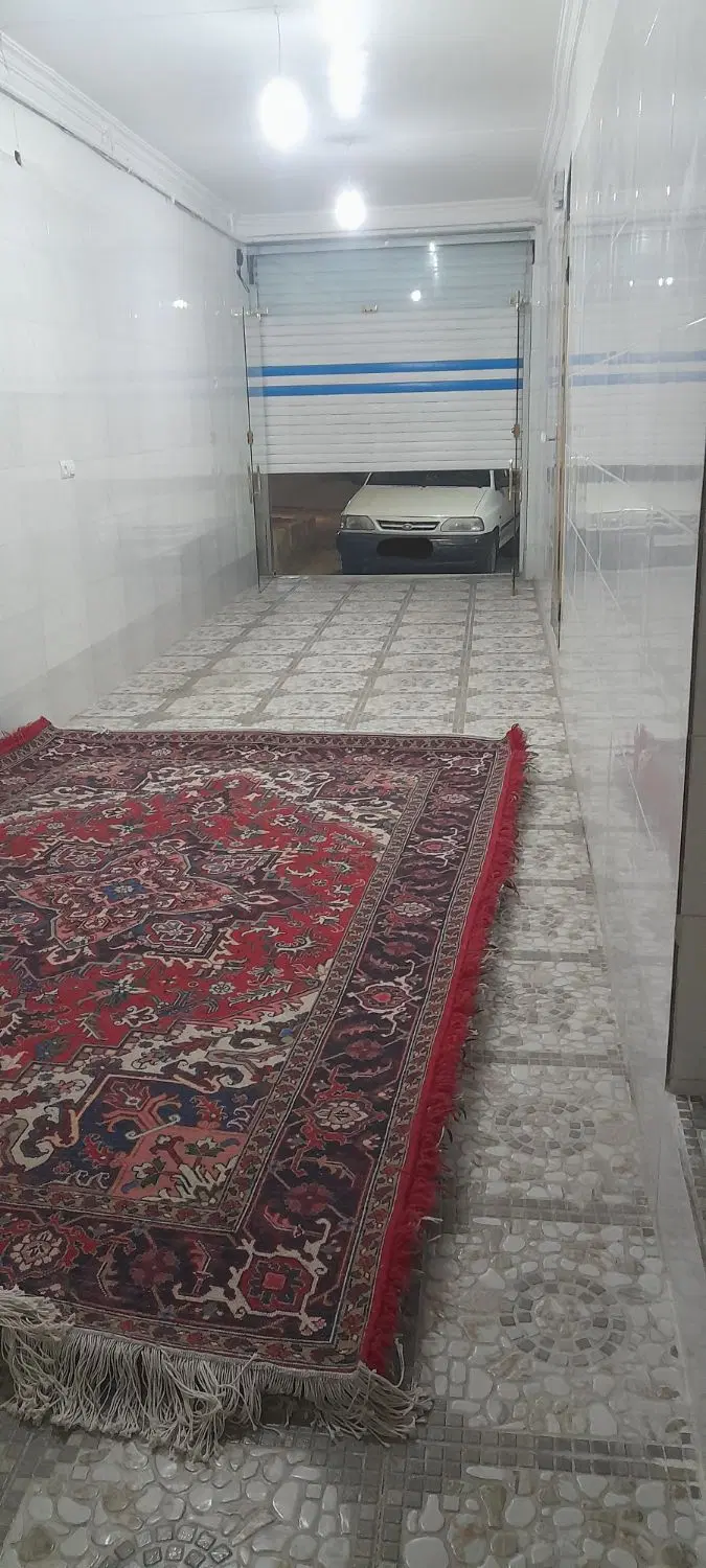 مغازه ۳۲ متری نرسیده به اول ارم