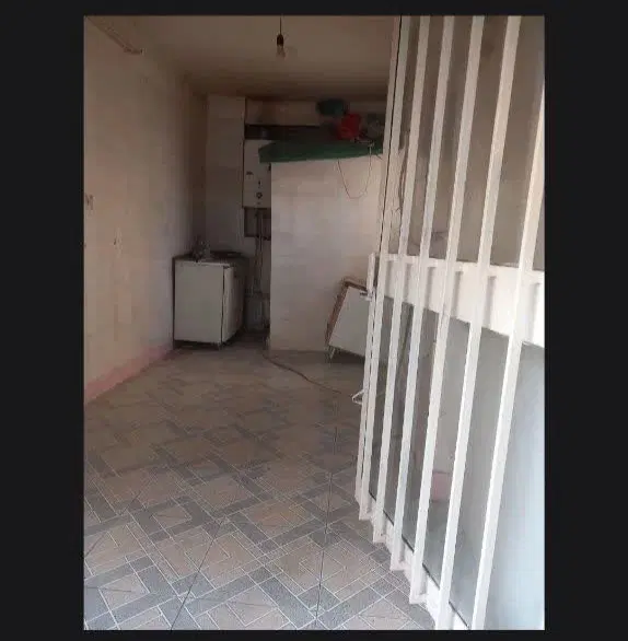 مغازه ۱۰ متری