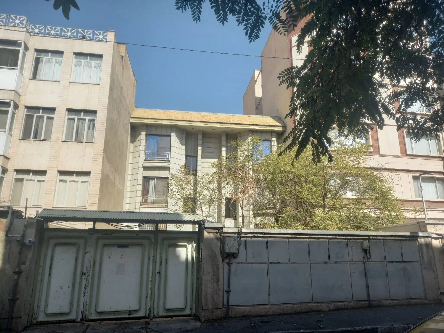 خانه مناسب ساخت سکونت شرکت وانبار