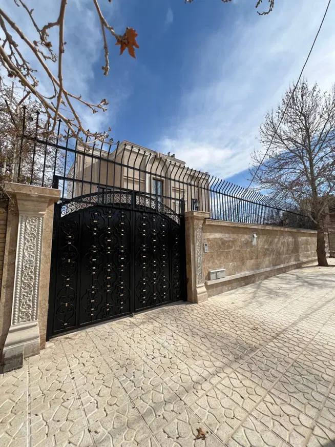 باغشهری دوبر ۱۰۵۰ متری صدرا