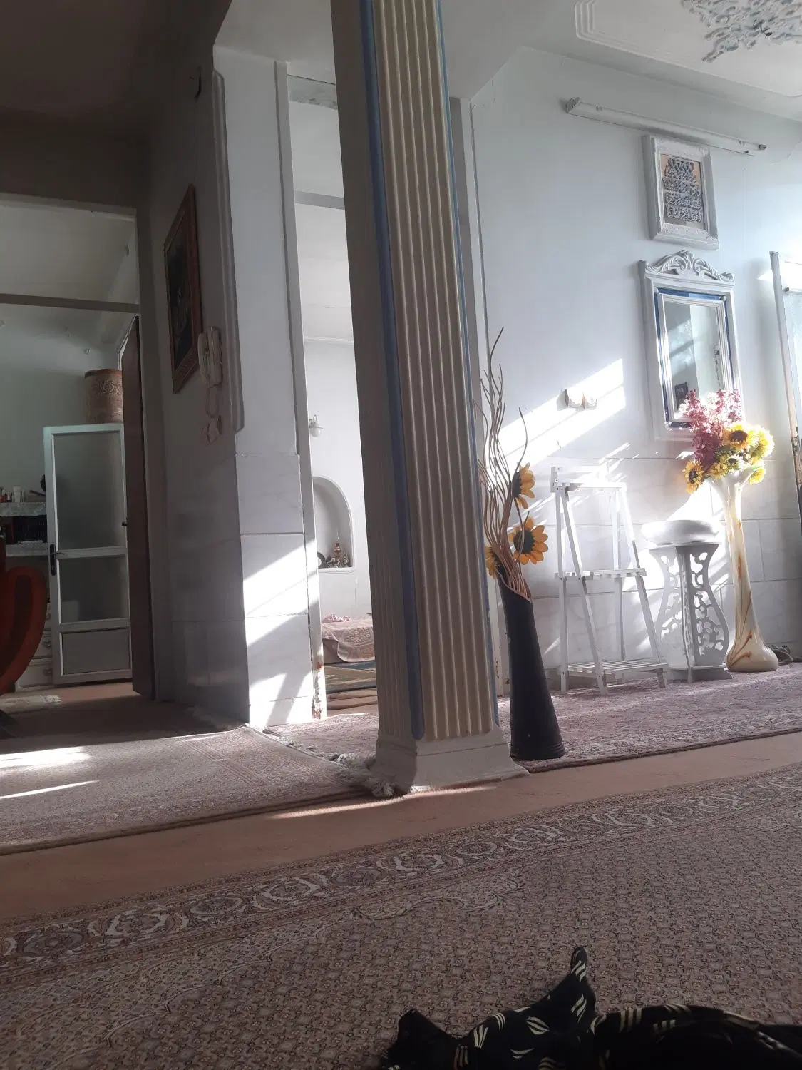منزل ۱۶۰ متری ، ۳ خواب ، در از حیاط، در پدونک