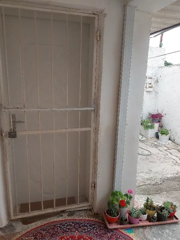خانه مستقل کلنگی قابل سکونت ۲۴۰۰