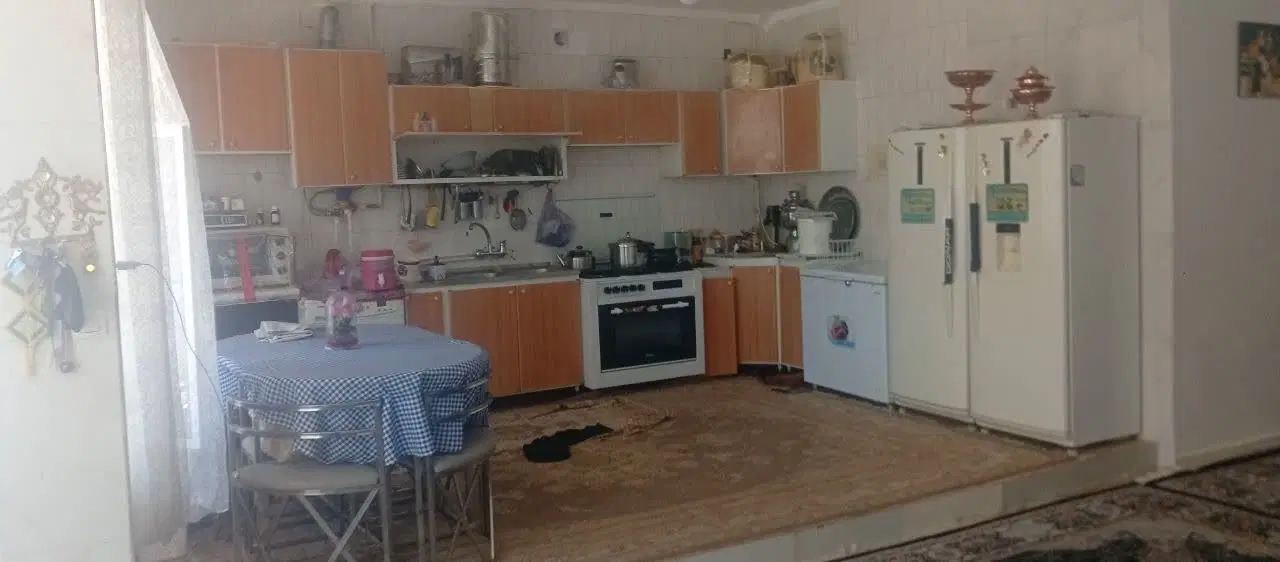 خانه ویلایی در قلعه سنگی
