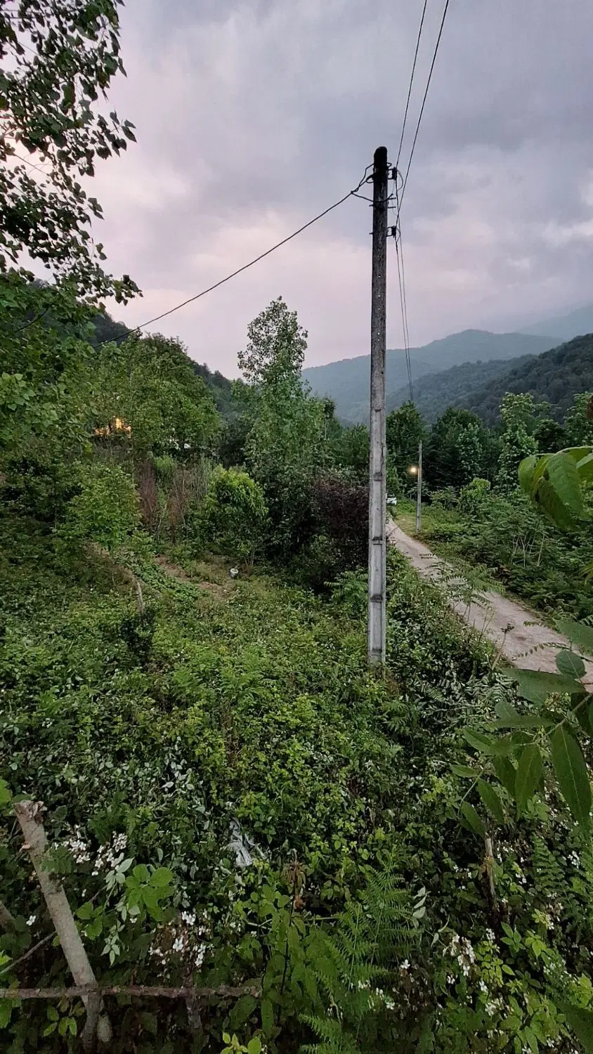 زمین۰۰ ۶متری