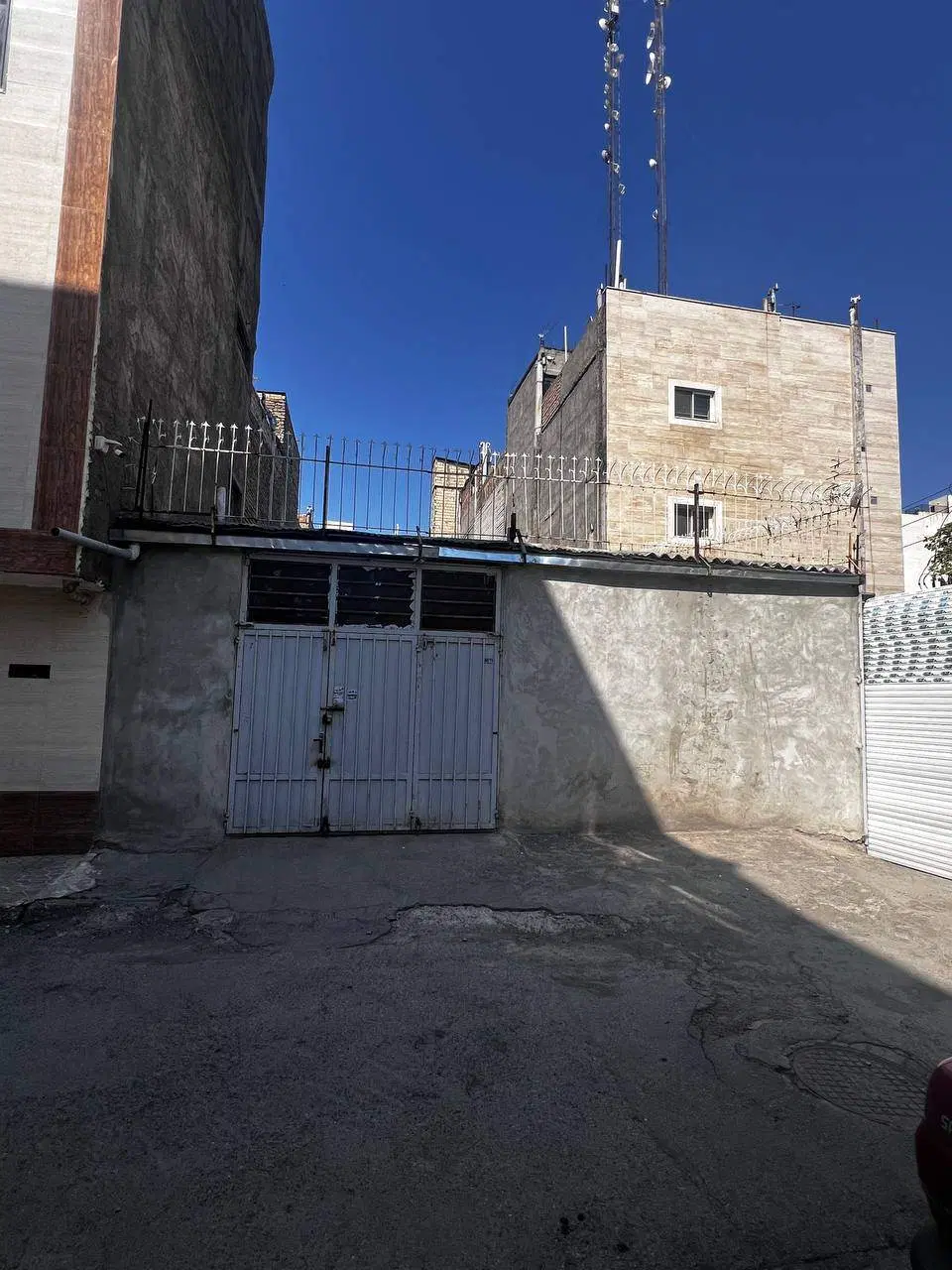 311 متر تجاری موقت_مسکونی سند تک برگ