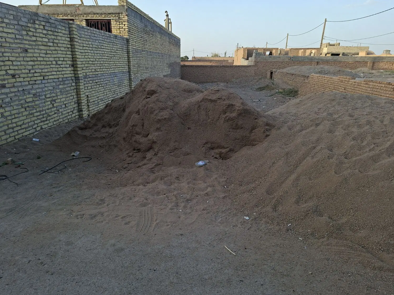 زمین مسکونی تفت