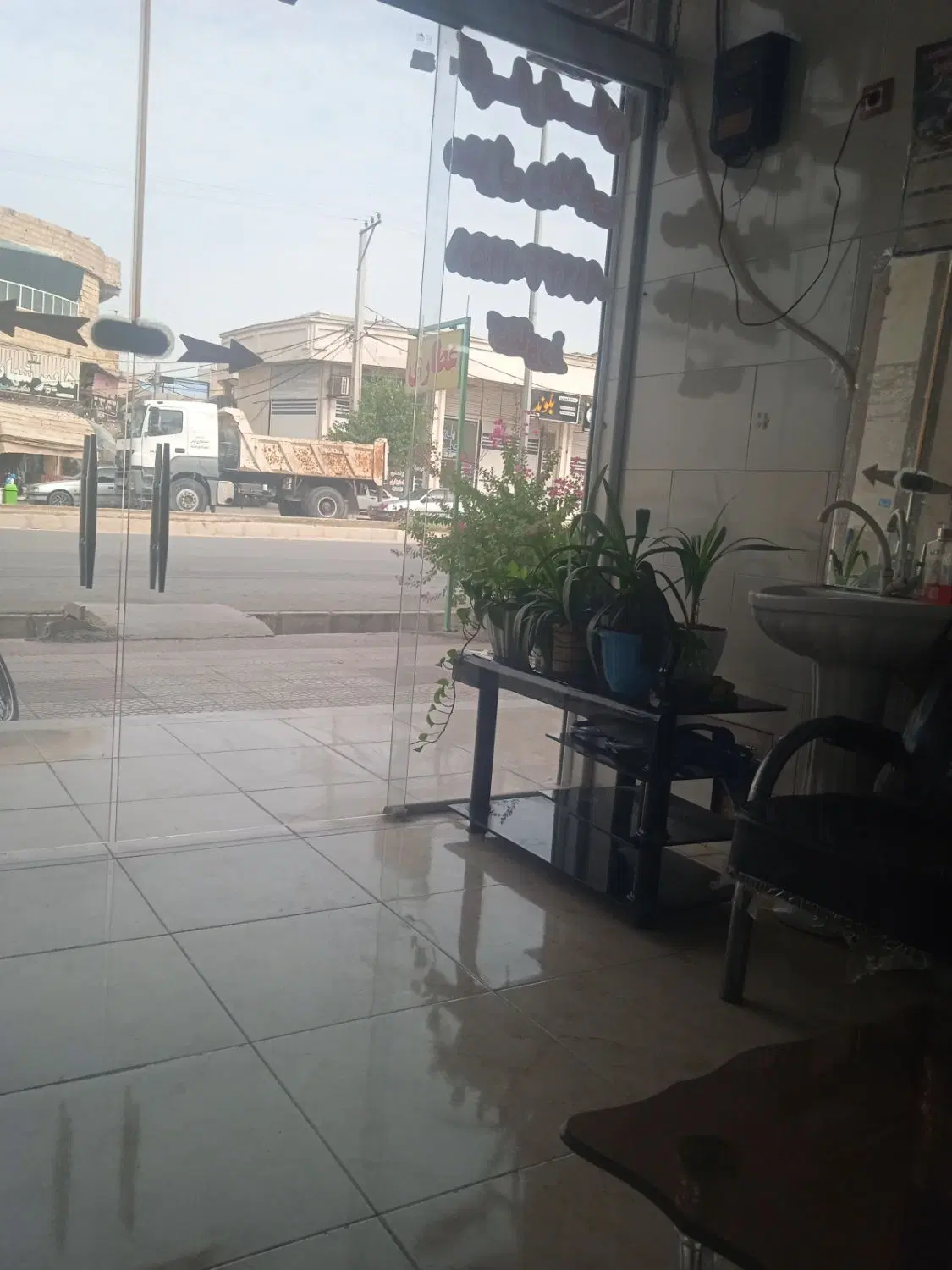 فروش زمین درب حیاط