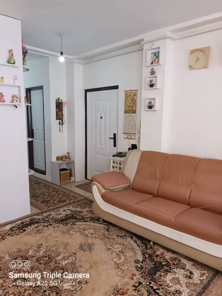 واحد آپارتمان طبقه اول زیباکنار