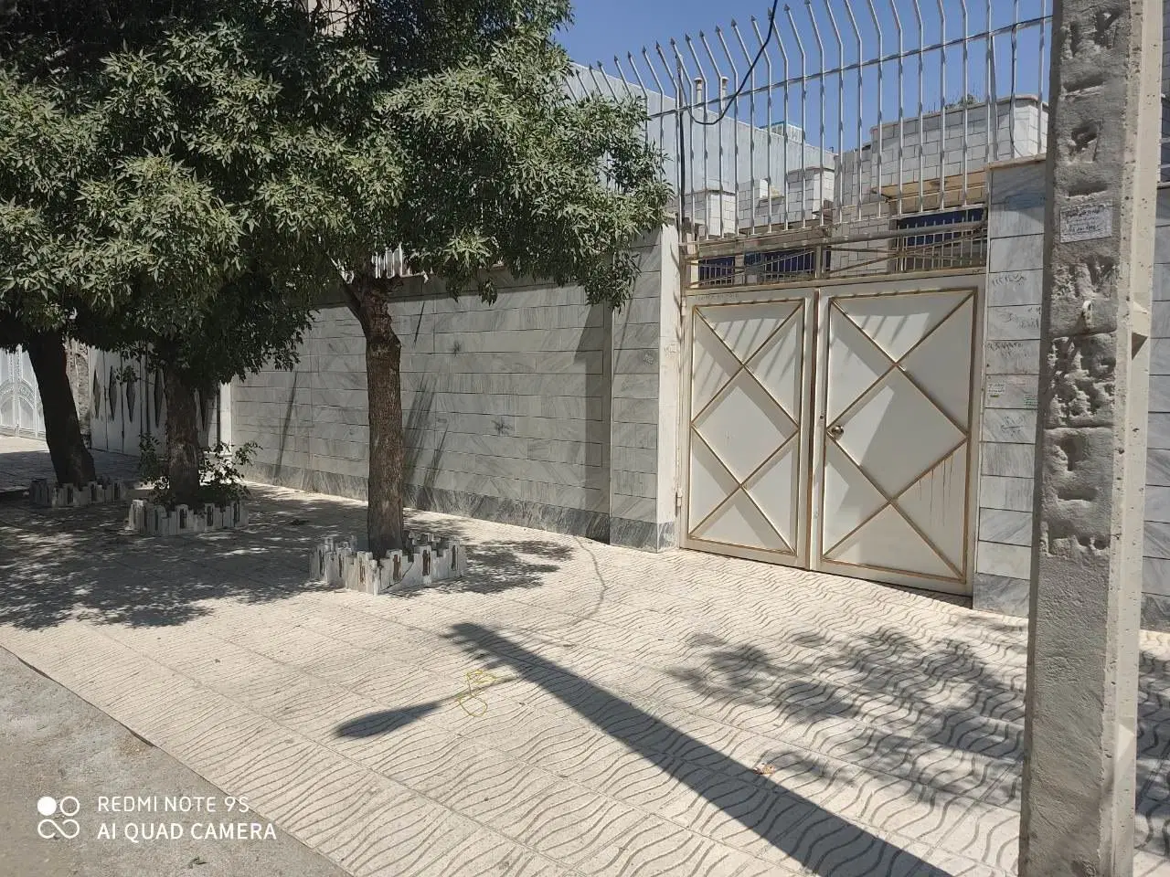 خونه ویلایی ۲۴۰ متری کوی ۱۲۳ بلوار طاقبستان