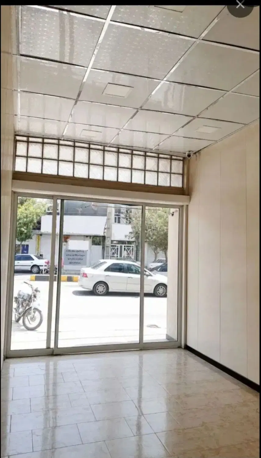 فروشی ۴۷متر مغازه حاشیه ۴۲متری مدرس