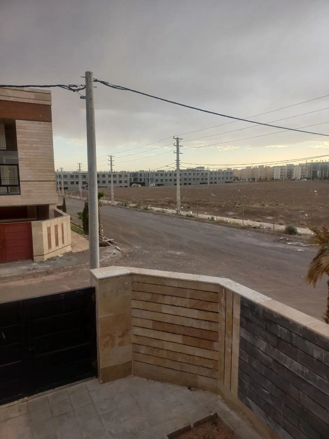 مشاعی دوطبقه ۱۰۰متری