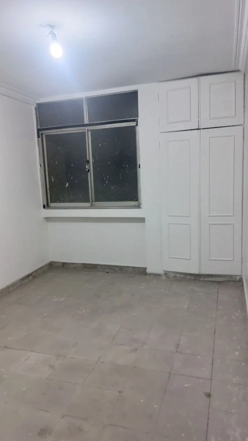 77 متری تهرانپارس