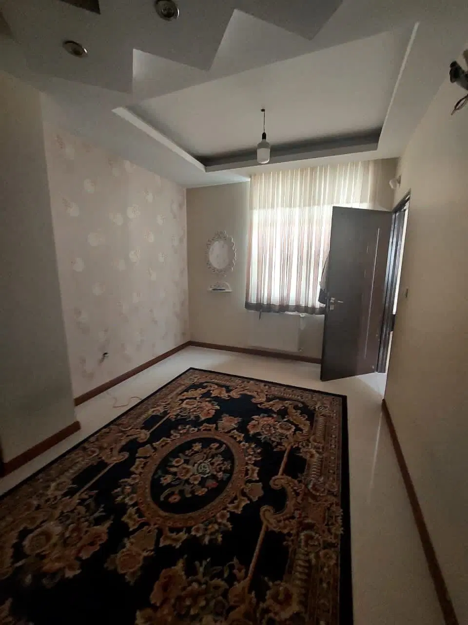 55متر طبقه سوم روبه نما بازسازی شده