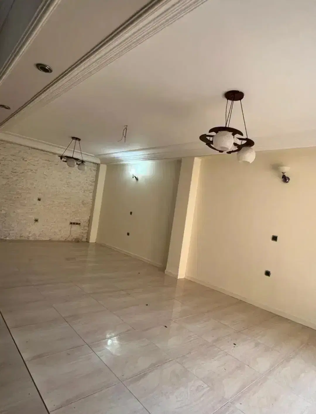 فروش آپارتمان ۱۰۵متری تکواحدی ۳طبقه، پاسداران