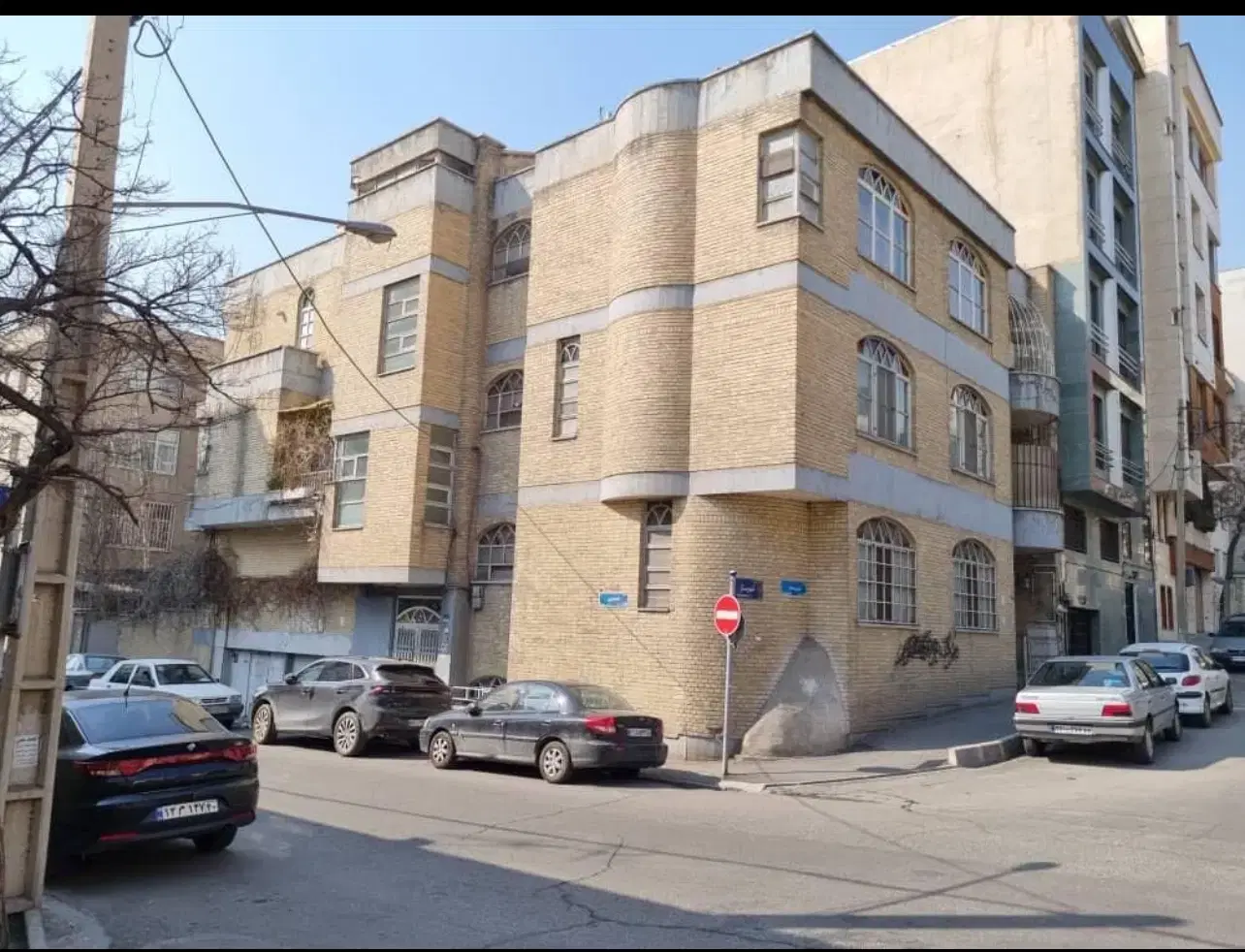 ۶۲۰متر قابل استفاده وساخت ۲نبش جنوبی گونیا