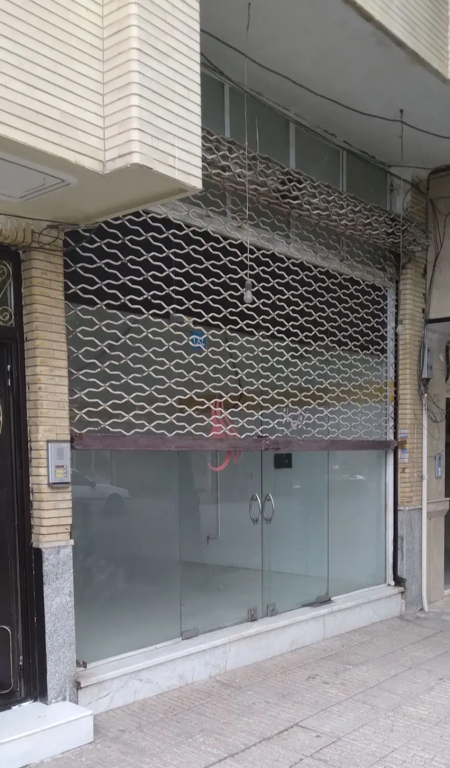 اجاره مغازه ۲۰ متری در قطران،خیابان باهنر