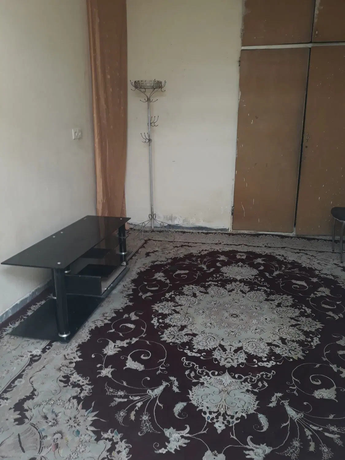 اجاره یک اتاق وحیاط کاملا مستقل