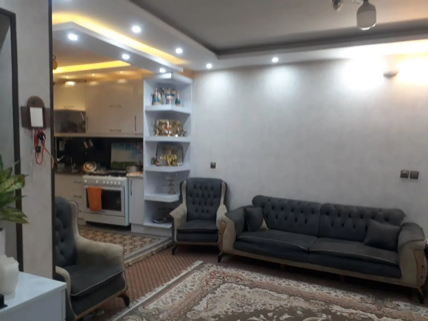 ۷۵ متری شهرک زاینده رود