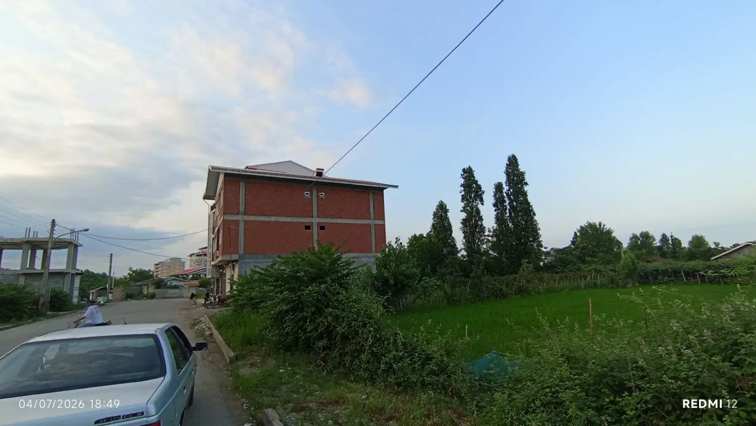 زمین مسکونی