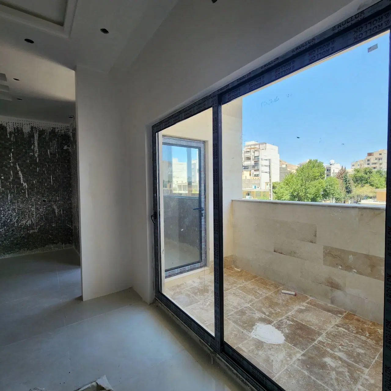فروش آپارتمان خیابان سرباز
