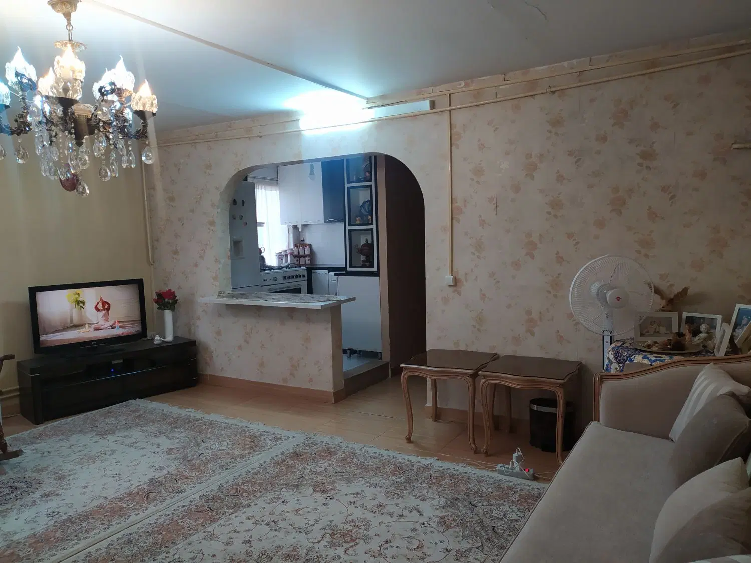 فروش آپارتمان  در پونک دو ،طبقه ی اول