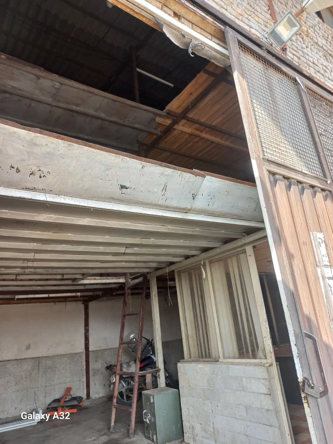 کارگاه یا انبار مناسب همه کار