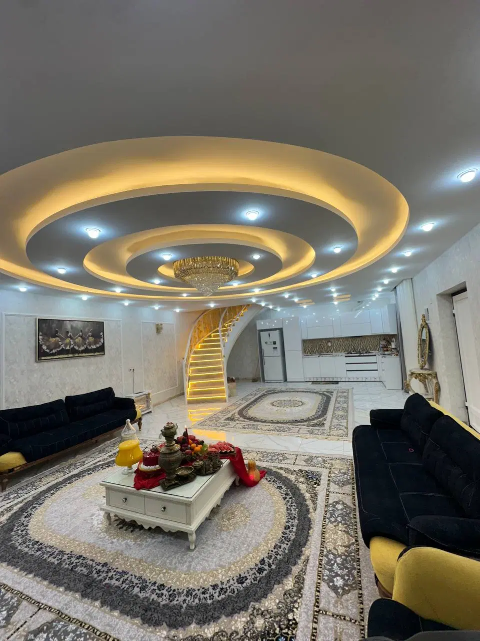 عمارت مجلل قصررز