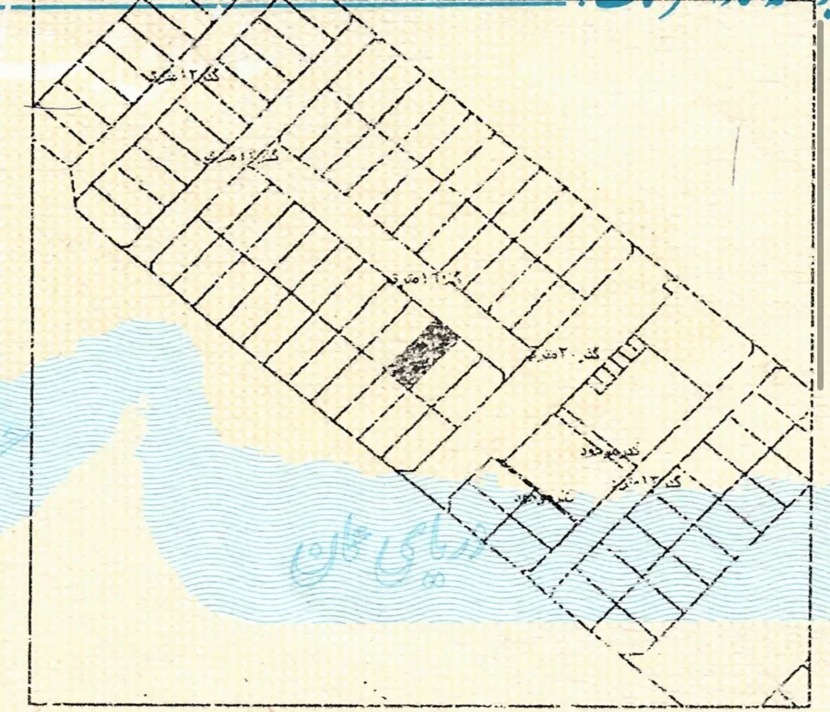 زمین نیایش ۴۱۰ متری