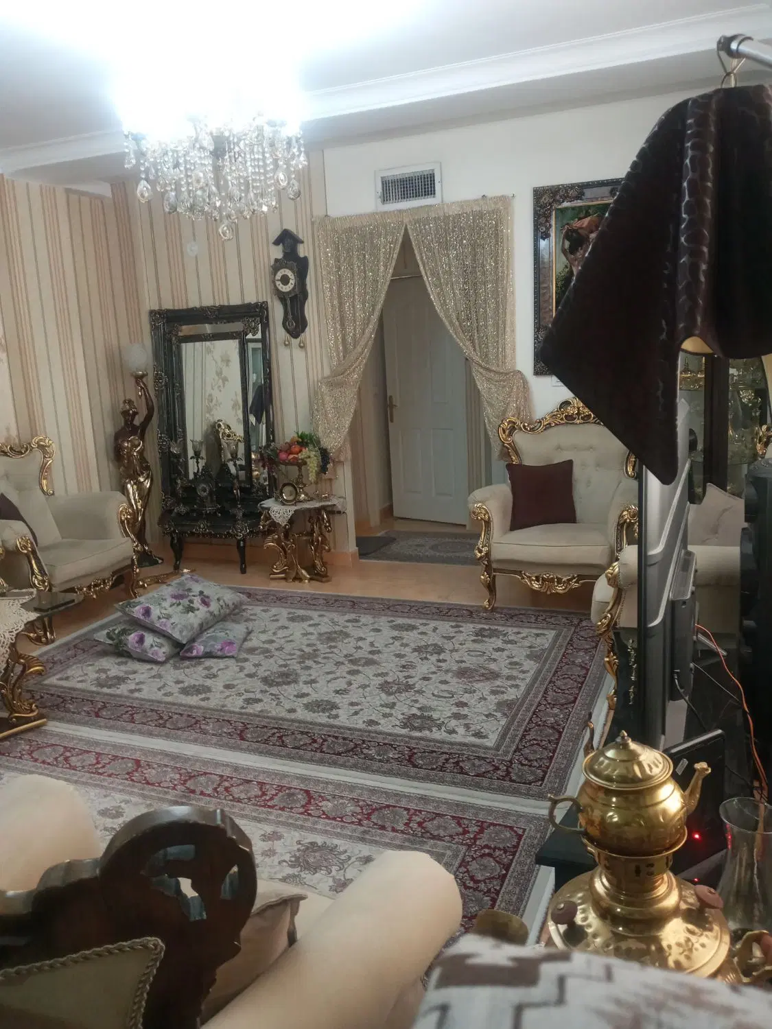 آپارتمان ۶۲ متری خوش نقشه ۲ خواب غرق در نور