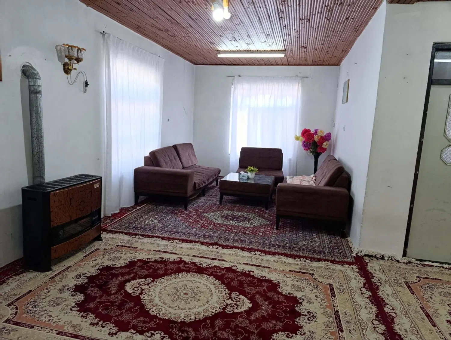 اجاره ویلا حیاط دار