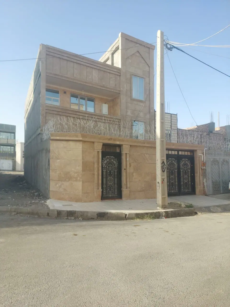 ویلای دوطبقه غدیرشهر قیمت زیربازار