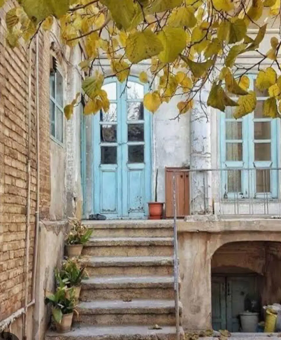 خونه سر دزک ابتدای کوچه ۷ پیچ