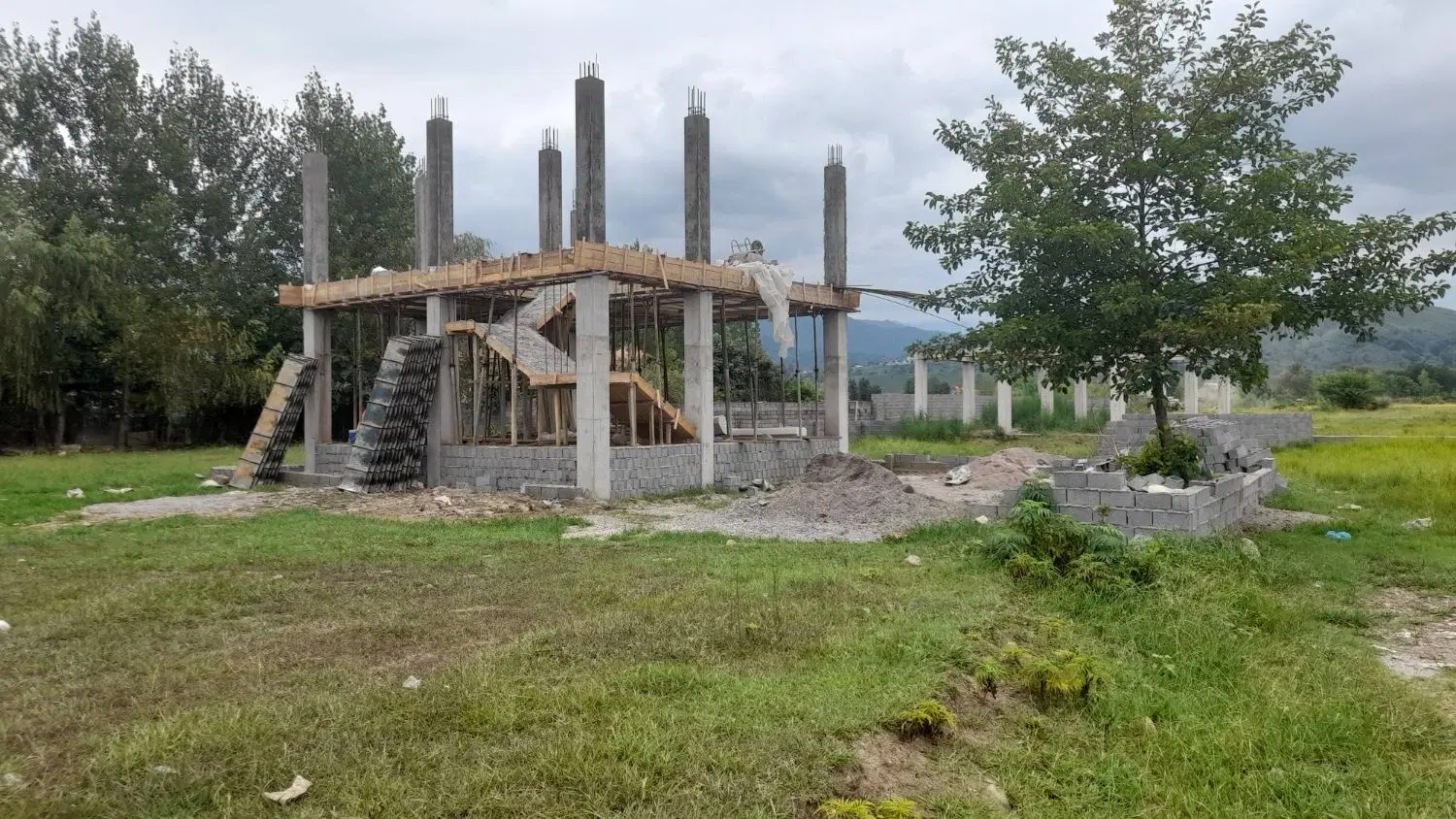 فروش ویلای نیمه ساخت