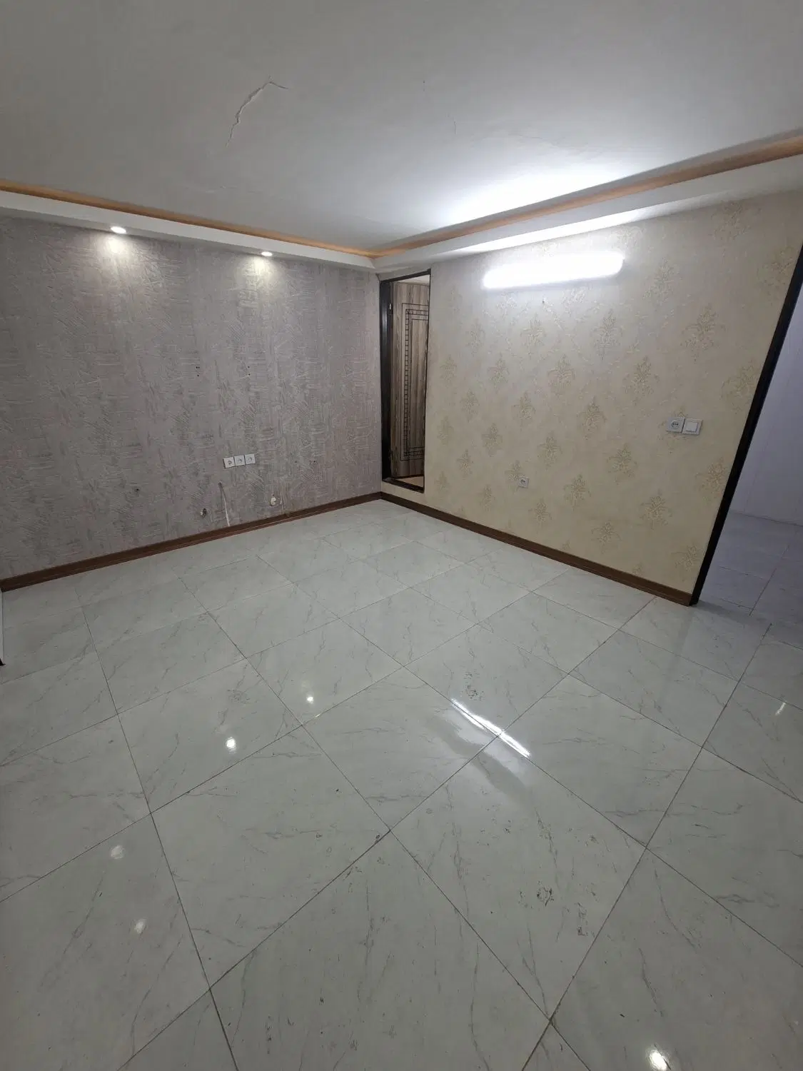 هم کف اقتصادی ۶۰ متری