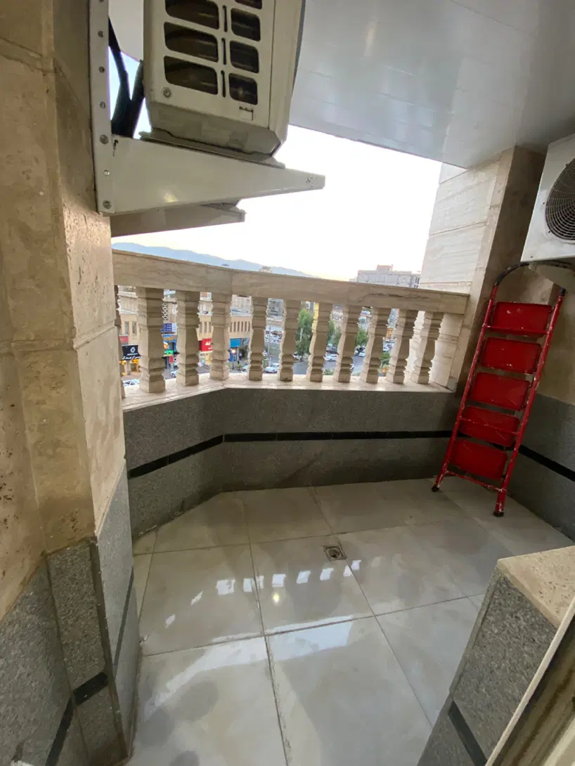 اداری امیر کبیر ۱۶۰ متر ۳ خواب