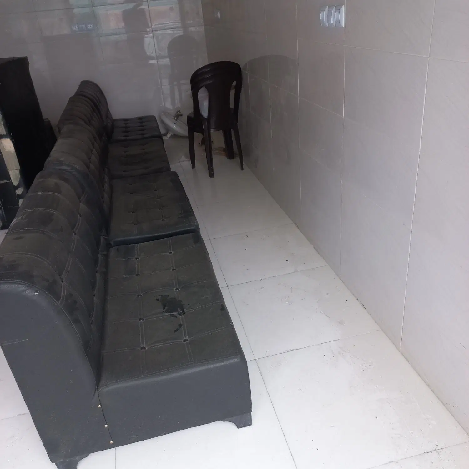 مغازه فروشی بهر اصلی خیابان فروردین - باملکیت کامل