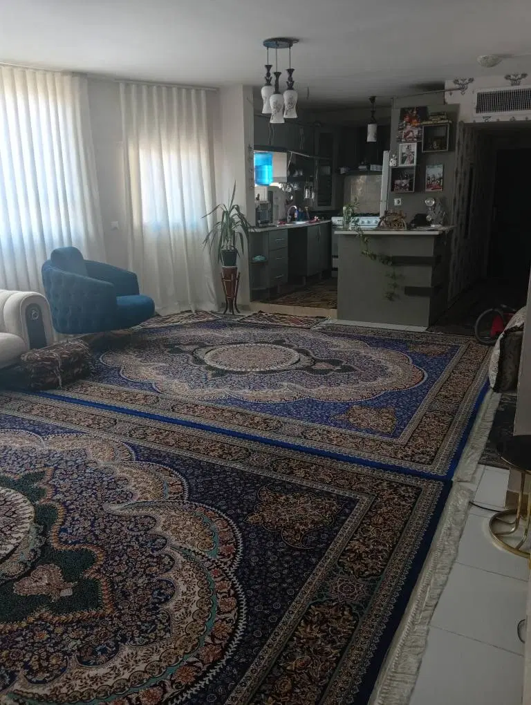 فروش واحد آپارتمان 125 متری صدرا