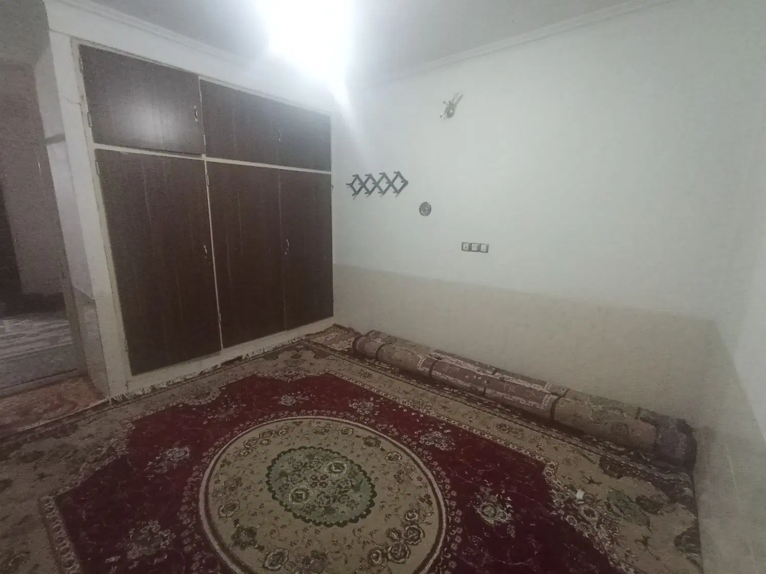 منزل مسکونی برای فروش واقع دریزد