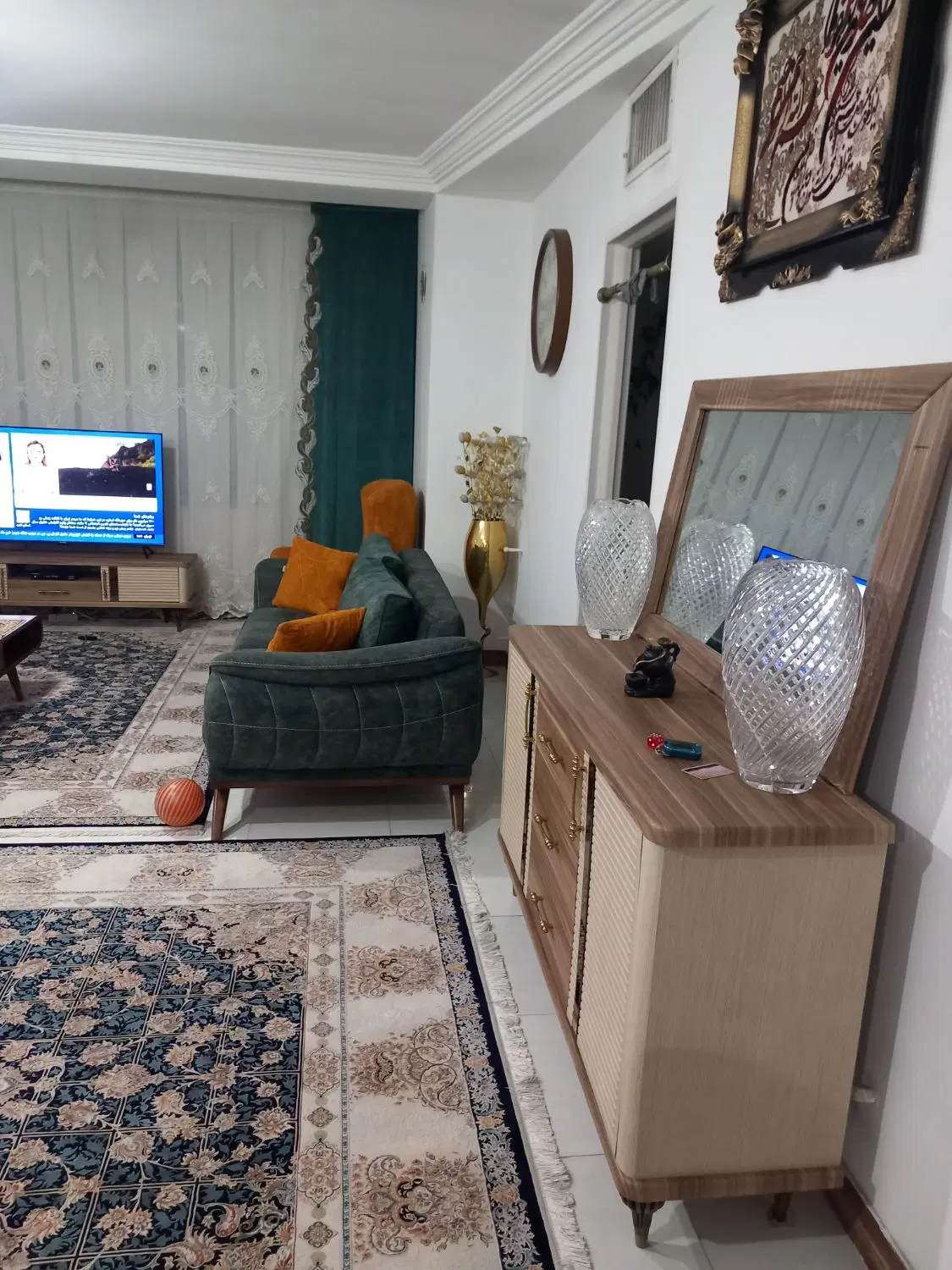 آپارتمان ۹۴متری شیک وزیبا خوش نقشه