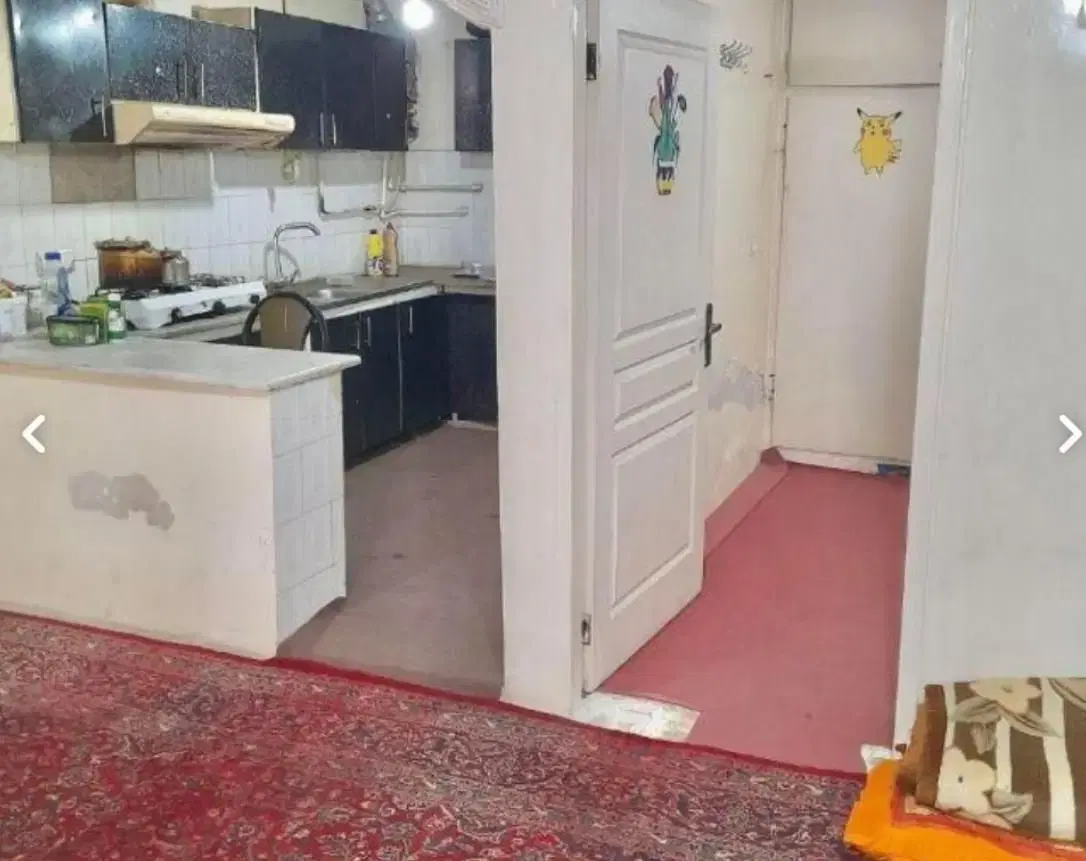 خیابان تبرک_ک۷غربی_۵۵ متری_دربست_حیاط دارد