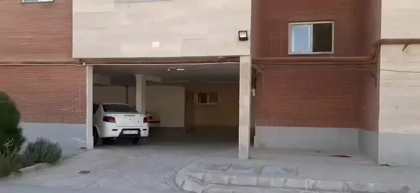 شخصی ساز ۸۴ متری سند دار