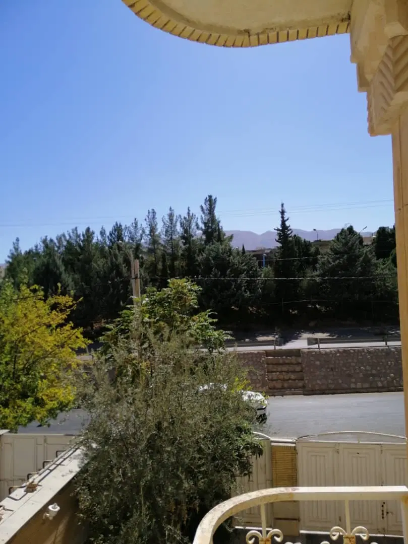 ویلایی یک طبقه ۲۵۰ متر